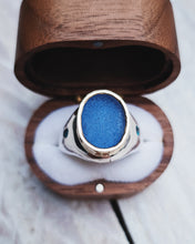 Load image into Gallery viewer, Men's KING Signet - Sea Glass + Two 2.5mm Blue Diamonds 0.14ct in 18ct Yellow Gold + Silver