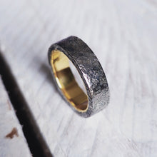 Load image into Gallery viewer, Men's PORTHLEVEN STORM Wedding Ring in Oxidised Silver Outlay + 18ct Yellow Gold Inlay