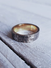 Load image into Gallery viewer, Men&#39;s PORTHLEVEN STORM Wedding Ring in Oxidised Silver Outlay + 18ct Yellow Gold Inlay
