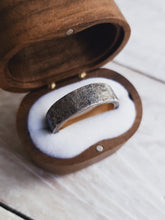 Load image into Gallery viewer, Men&#39;s PORTHLEVEN STORM Wedding Ring in Oxidised Silver Outlay + 18ct Yellow Gold Inlay
