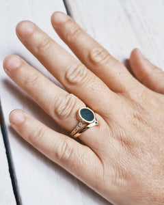 EMPRESS Wedding Ring - Round Sea Glass in 18ct Gold or Silver