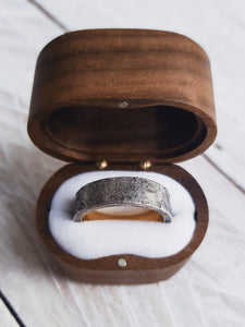 Porthleven Storm hammered rustic style mens wedding ring with an 18ct gold inlay.